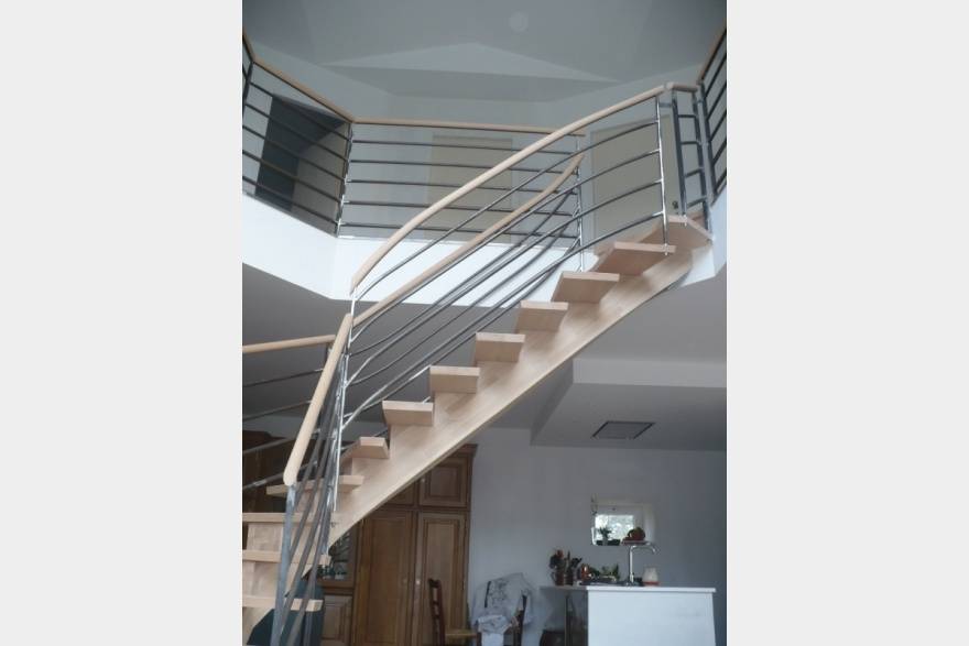 escalier menuiserie-blanc suite